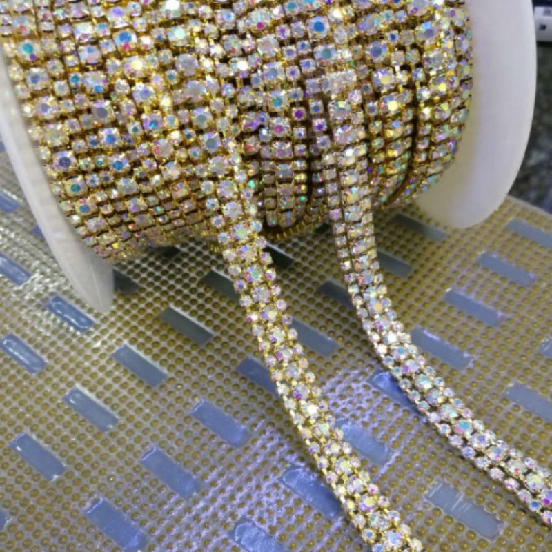 Junjiao Crystal Wholesale Rhinestone Chain 3 Rows 10 Yard Fashion Rhinestone Chain Trim Sew on Rhinestones For Garments