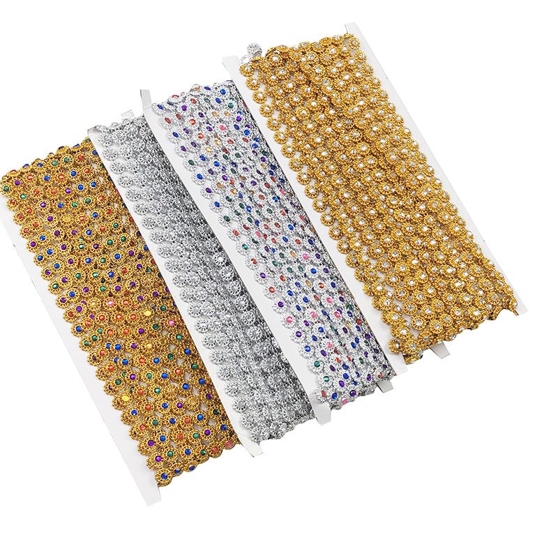 Wholesale Plum Blossom Plastic Rhinestone Trim for Silver/Gold Plating Sew-on Decorative Chain for Shoes and Garments