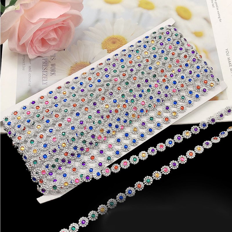 Wholesale Plum Blossom Plastic Rhinestone Trim for Silver/Gold Plating Sew-on Decorative Chain for Shoes and Garments