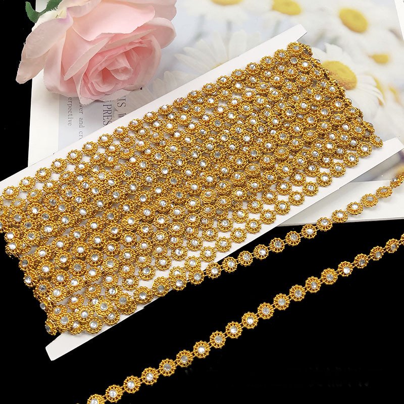 Wholesale Plum Blossom Plastic Rhinestone Trim for Silver/Gold Plating Sew-on Decorative Chain for Shoes and Garments