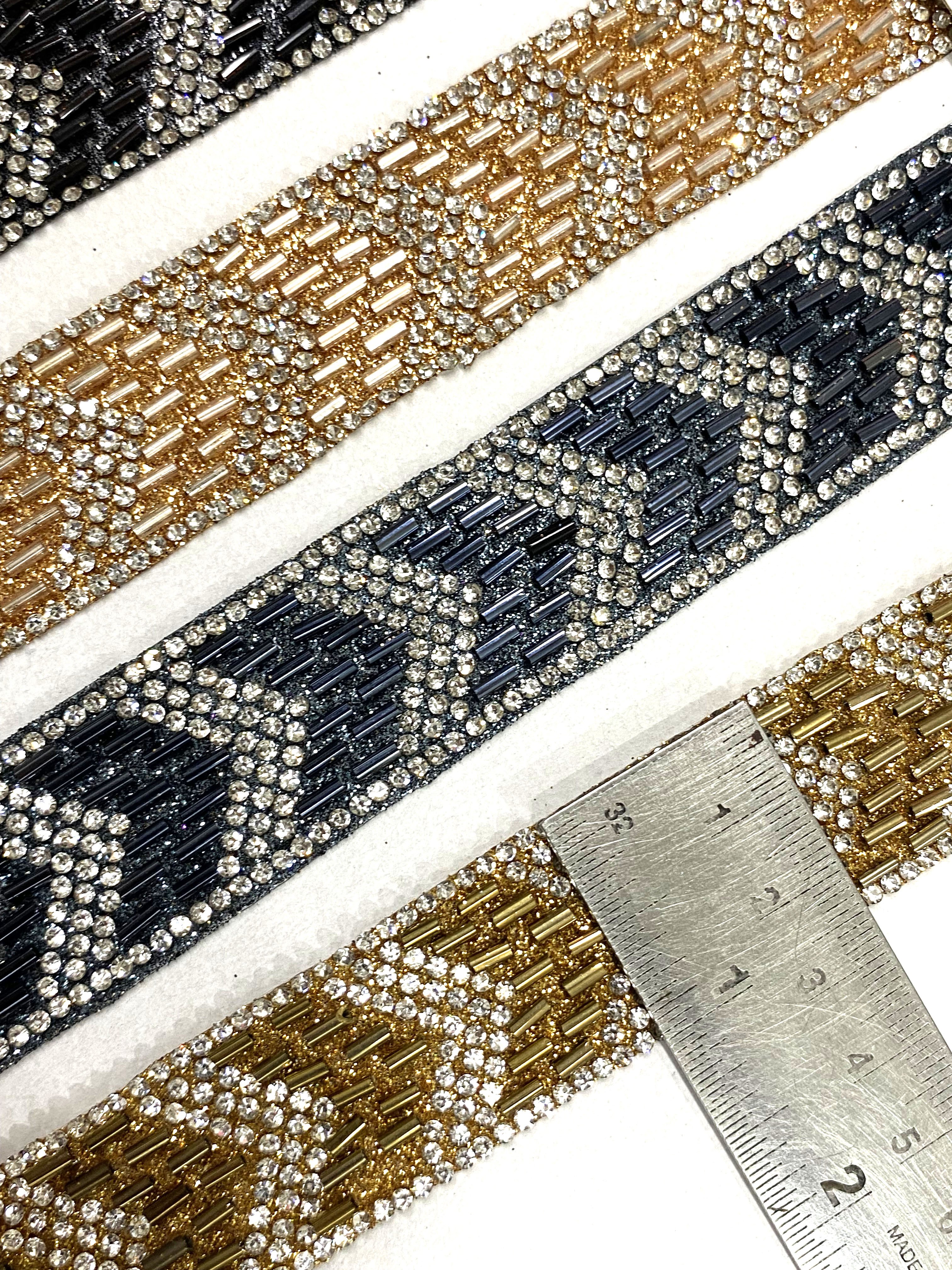 Handmade DIY accessories pearls beaded embroidery lace trimmings multi colors deals in wholesale