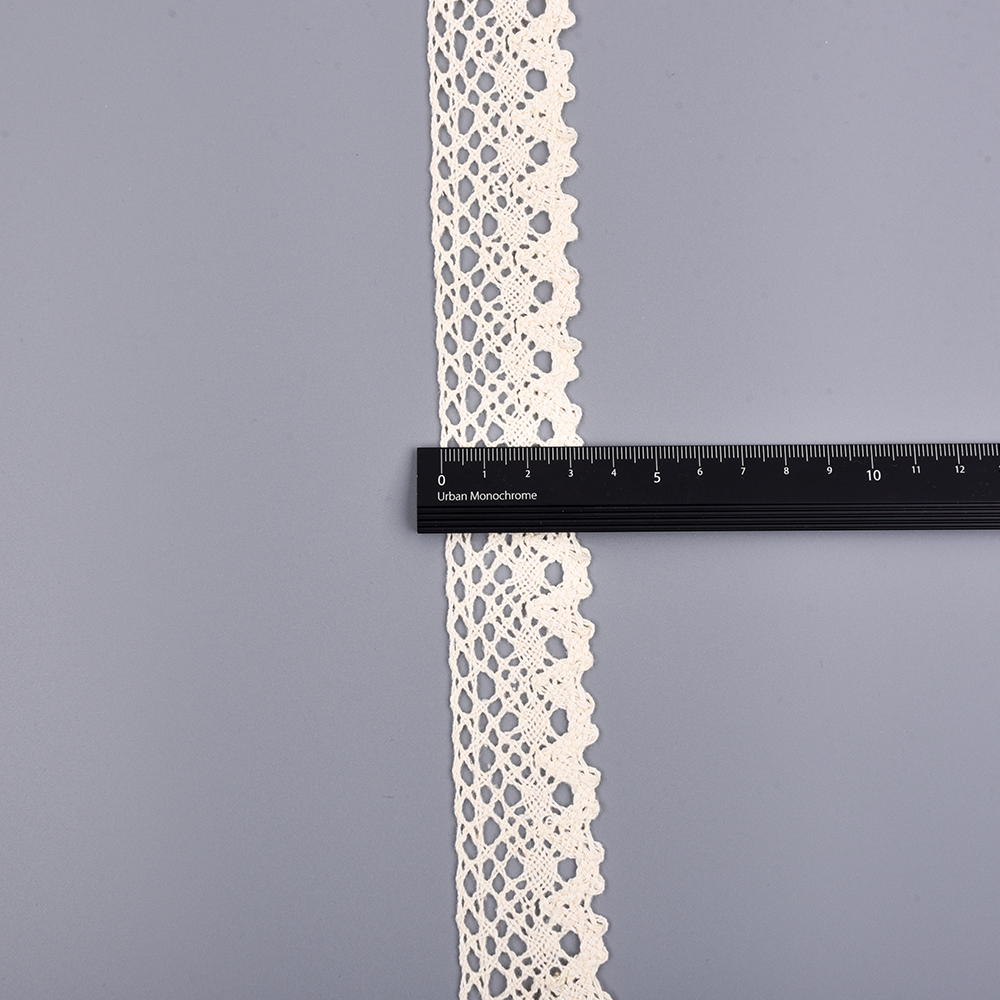 Newest polyester cotton embroidery lace skin-friendly crochet lace trim for women dress