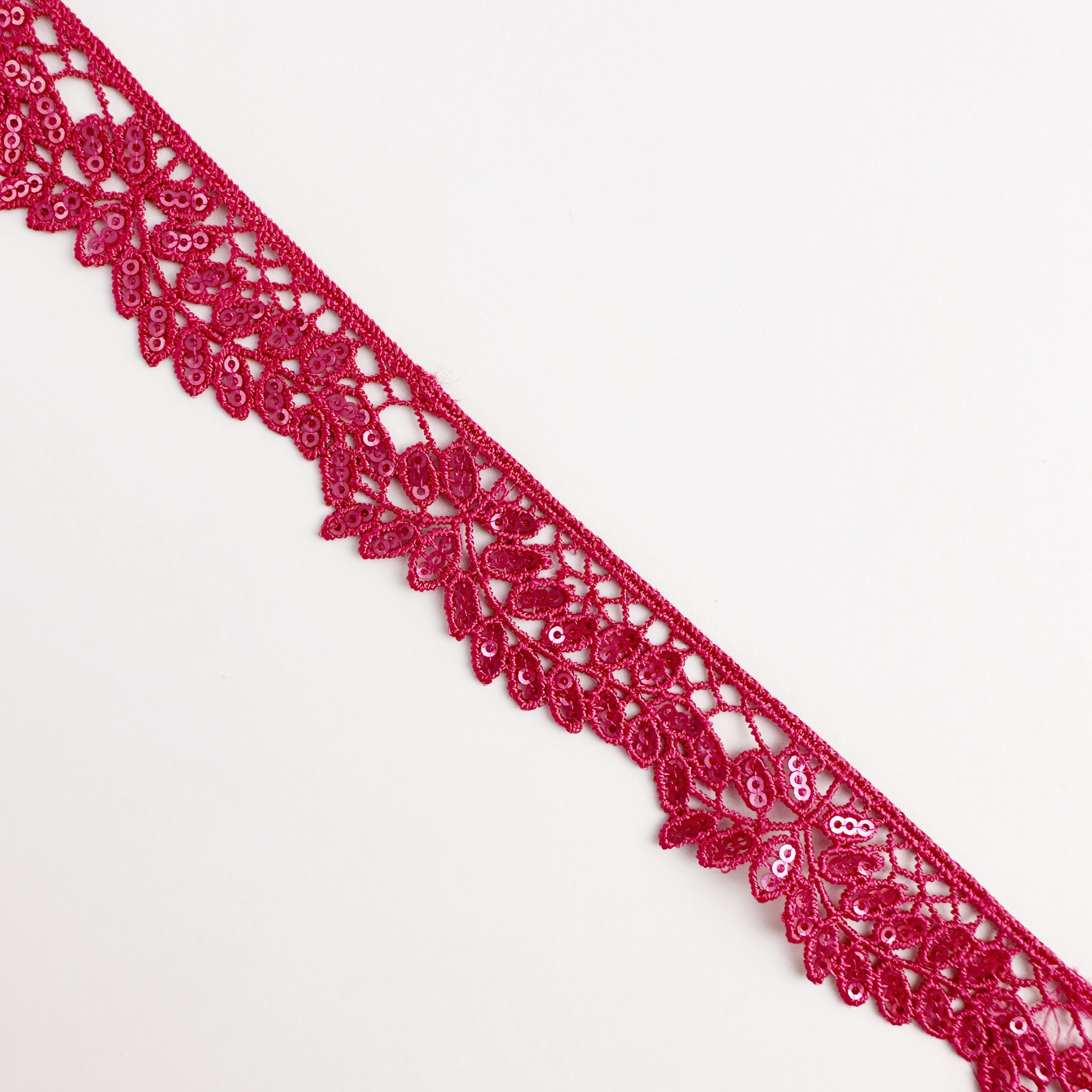 Wholesale Hot Sale Heart Lace Trim High Quality Embroidery Red Sequin Decorative Lace Trim For Dress
