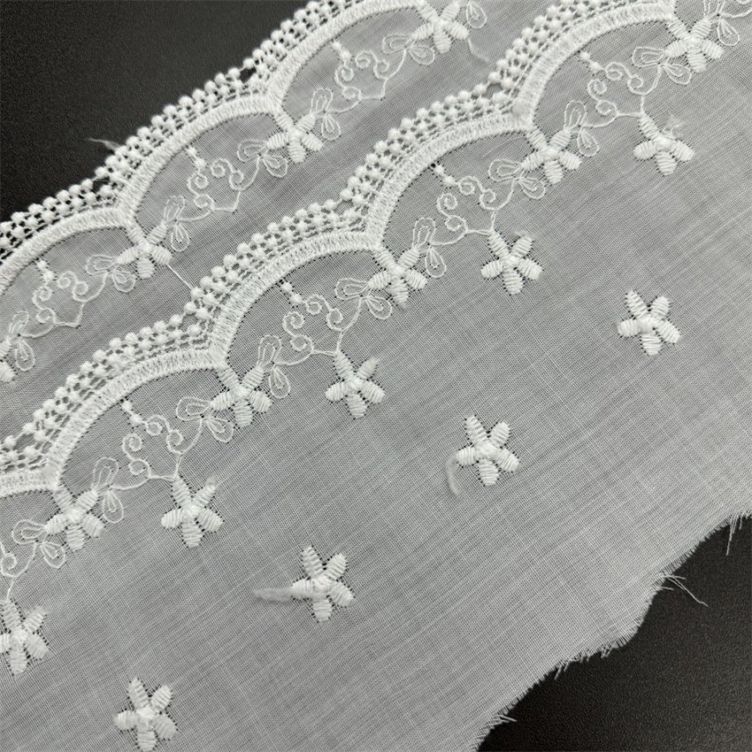 Fine woven cotton fabric carvend holes Trimming lace water soluble Embroidery border lace trim garment