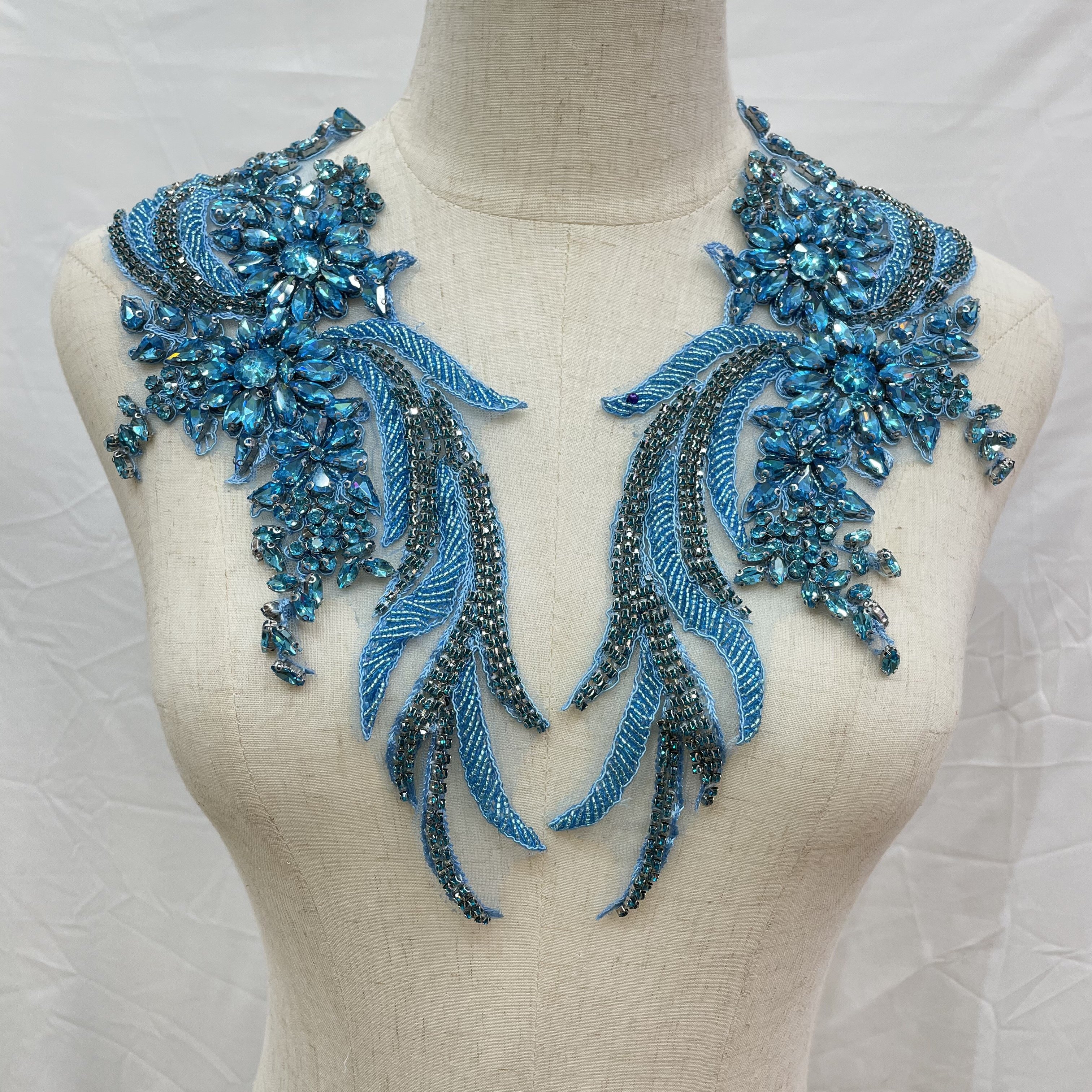 Hot Sale rhinestone applique used for wedding dress rhinestone trim