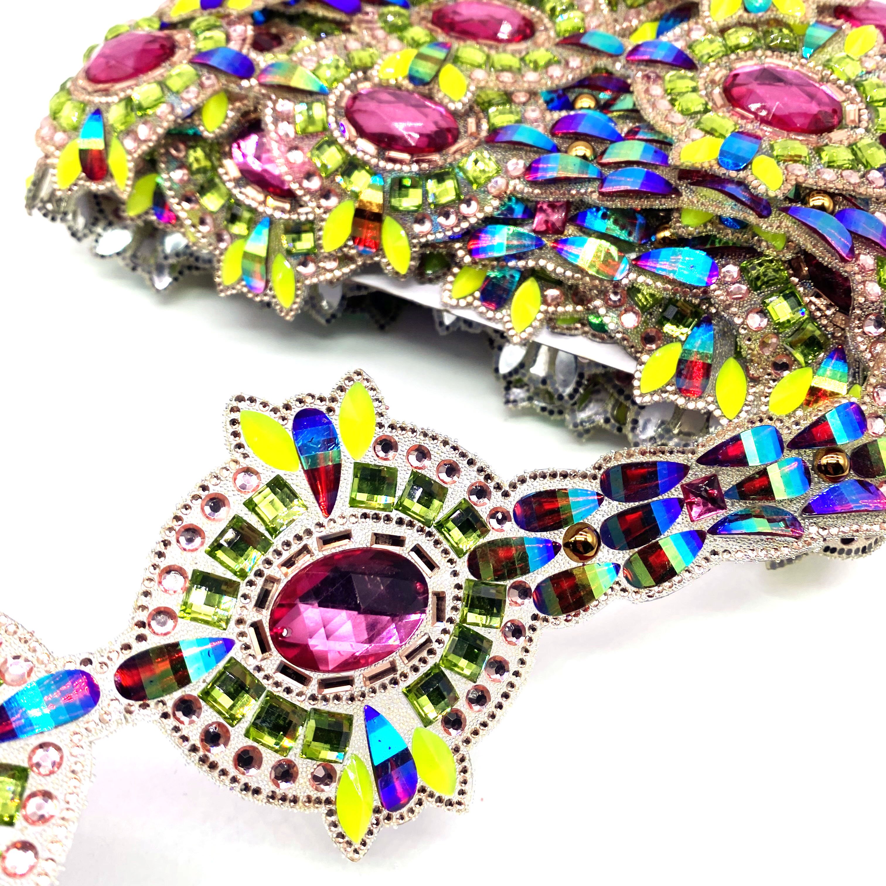 hot sale ab crystal rhinestone trimming iron-on resin patch bowknot hotfix chain for women dress carnival