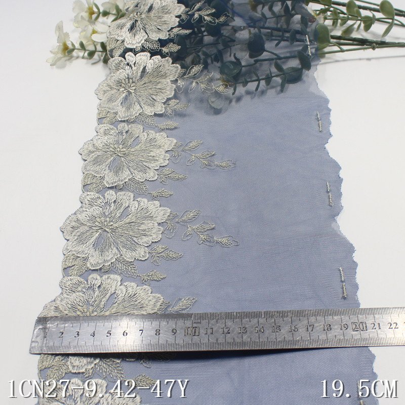 New fashion wholesale 18cm wide white mesh lace fabric embroidered lace trim for women
