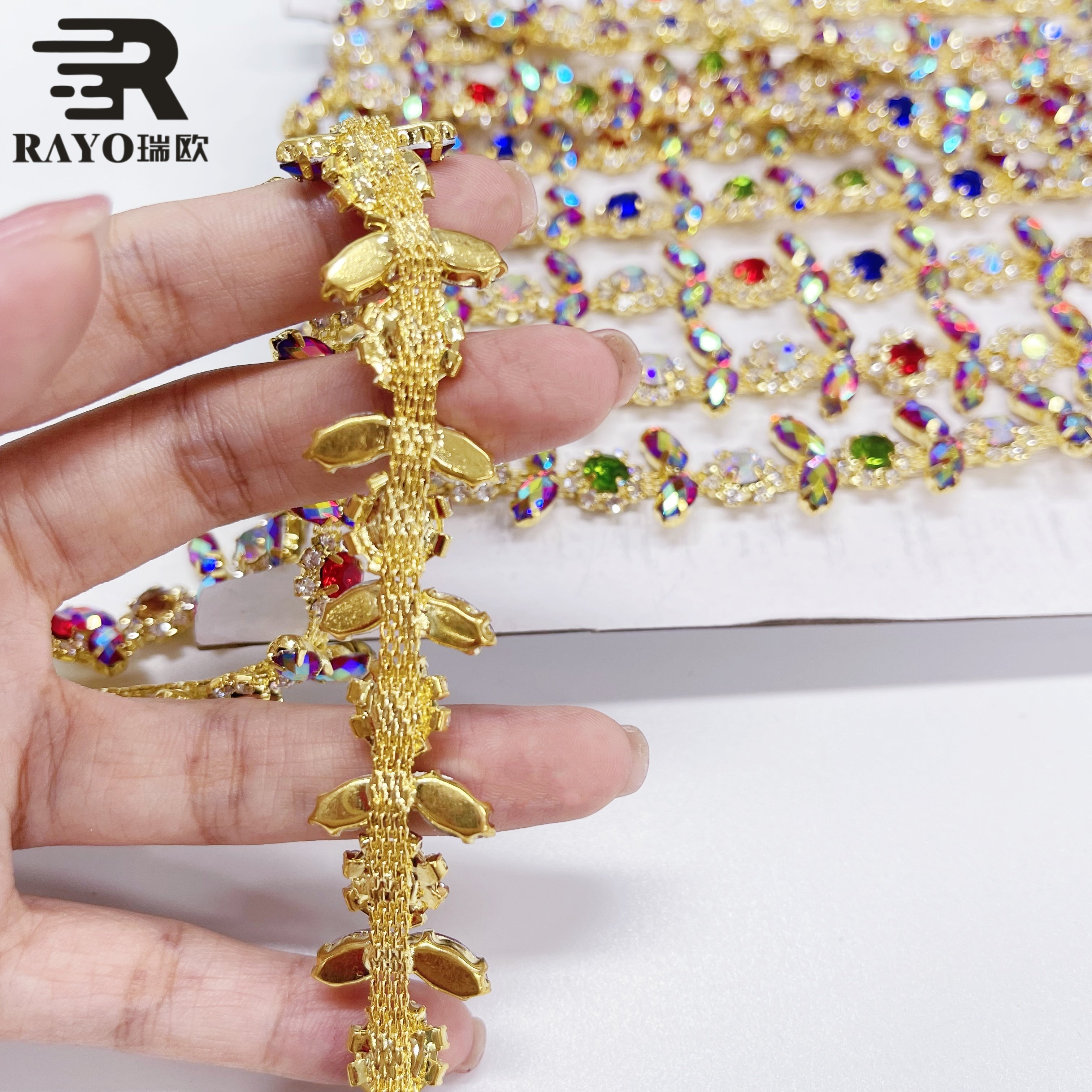 Unique Flower Cup Chain Hot Sale in America Gold Base Iron Material Rhinestones Trimming Use For Evening Dress Shoes