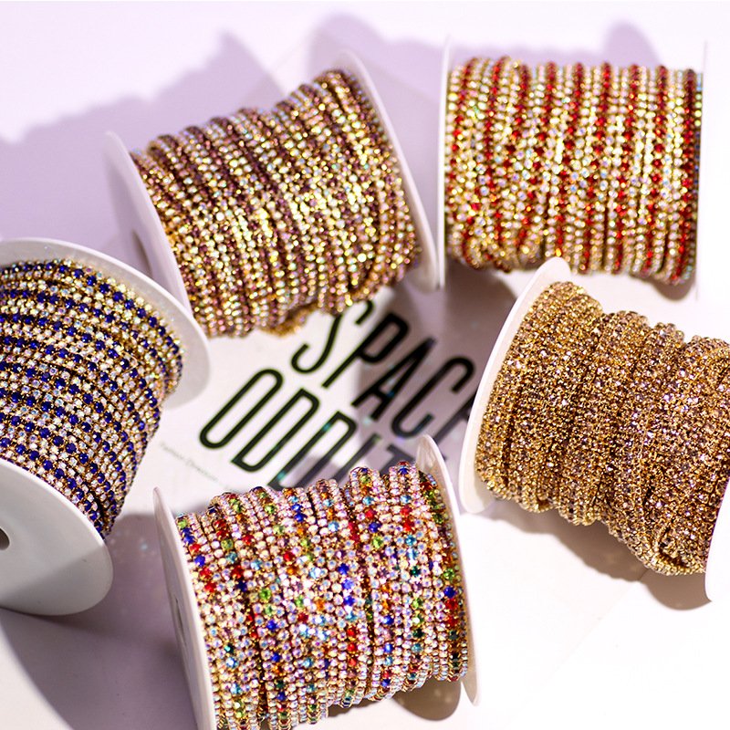Wholesale AB Claw Chain Sewing Crafts DIY Wedding Decorations Custom Fashion Various Shiny Ab Rhinestone Crystal Chain Trim