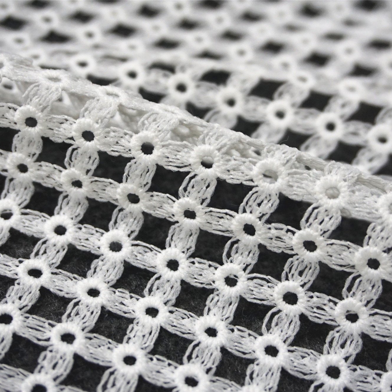 White Border Guipure Lace Trim Polyester Milk Fiber Embroidery Lace Trim For Clothing