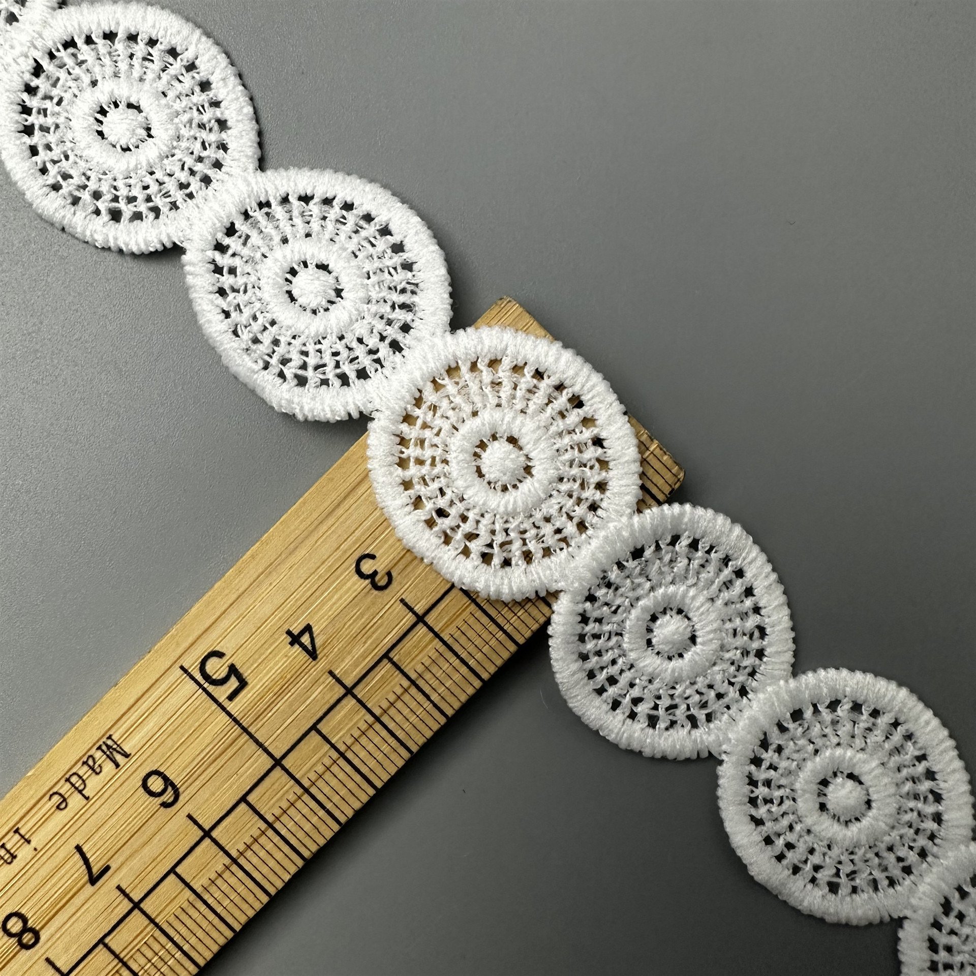 Soft quality guipure lace trimming polyester milk silk white lace trim for dress decoration