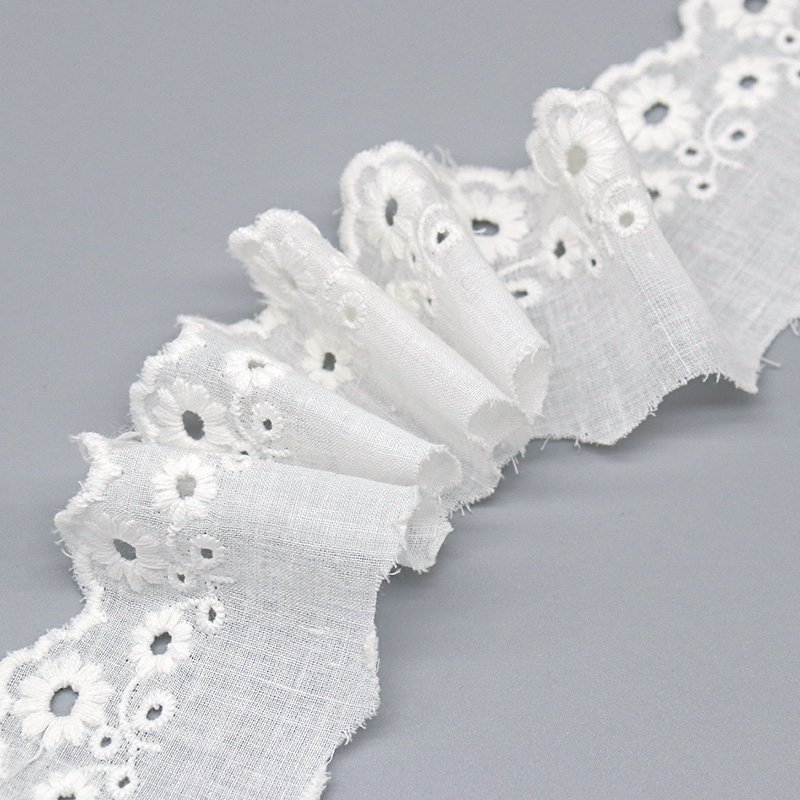 Factory wholesale eyelet 5cm 100% cotton sewing custom lace trim handmade lace border for dress