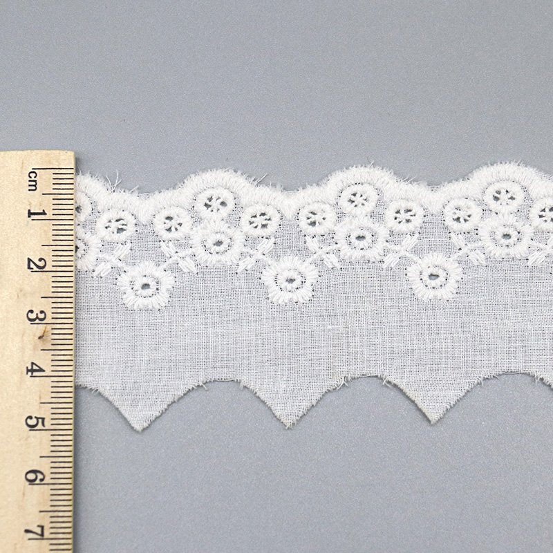 Factory wholesale eyelet 5cm 100% cotton sewing custom lace trim handmade lace border for dress