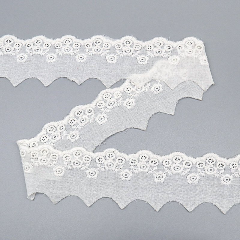 Factory wholesale eyelet 5cm 100% cotton sewing custom lace trim handmade lace border for dress