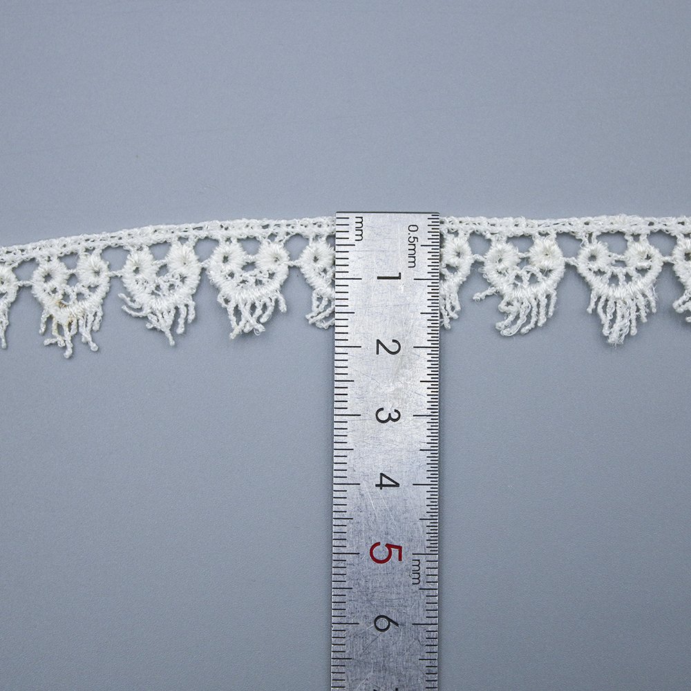hot selling 100% polyester border embroidery guipure water soluble lace trim for clothing