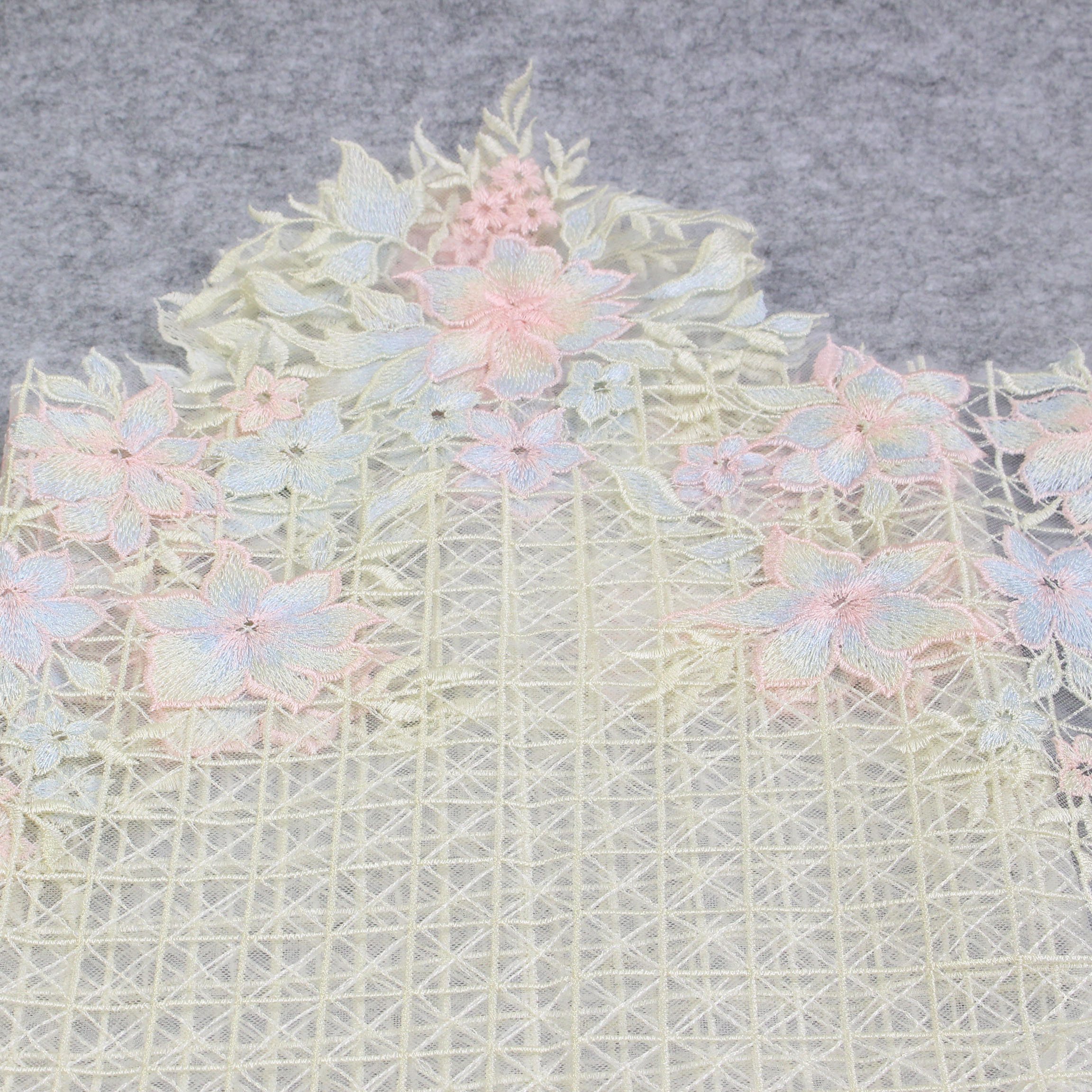 Wholesale factory designer design embroidery trim lace