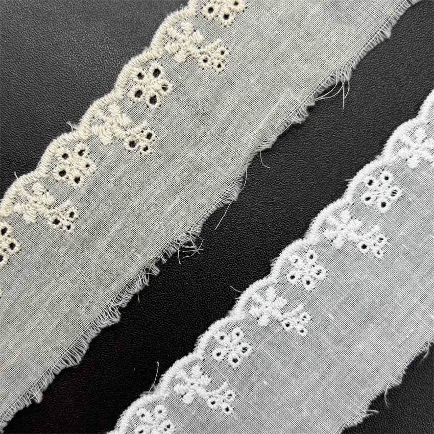 Fine woven cotton fabric carvend holes Trimming lace water soluble Embroidery border lace trim garment