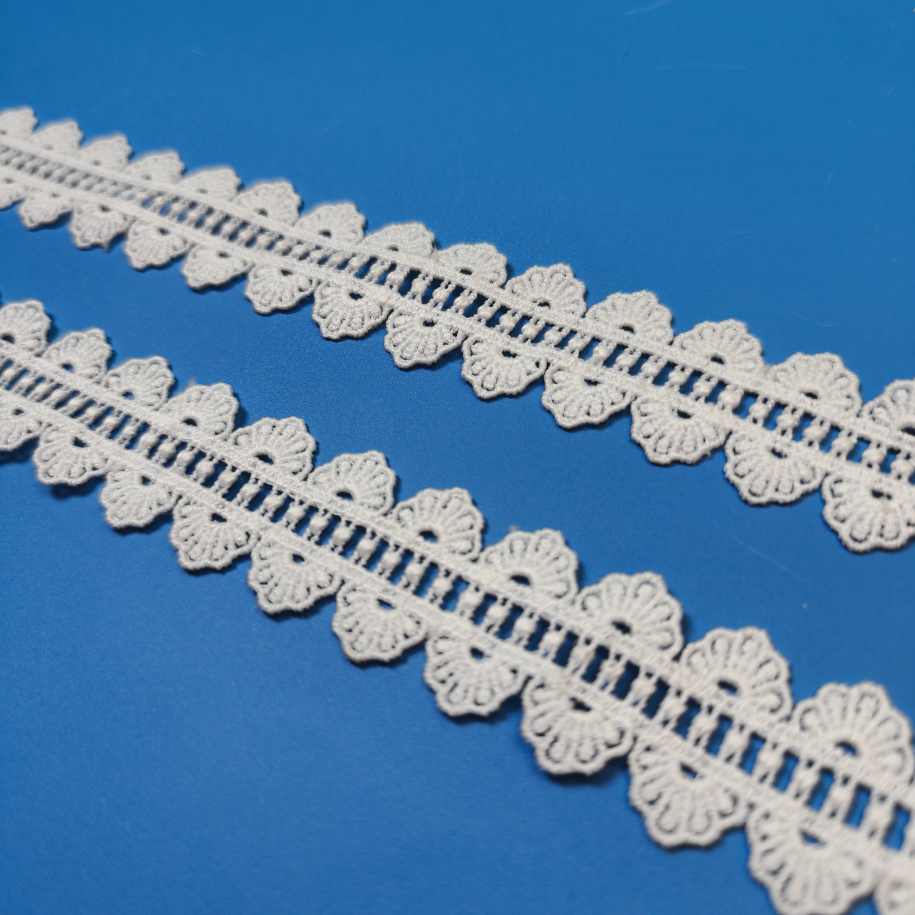 Hot Sale French Flower Trim Border Trimming Water Soluble Lace Trim