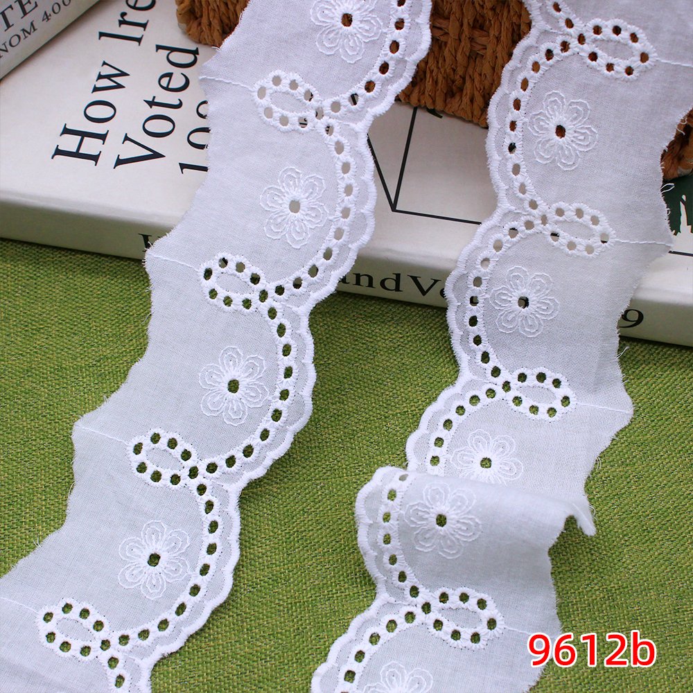 China wholesale white eyeletl trim lace 5cm 100% Cotton trim Decoration Accessories