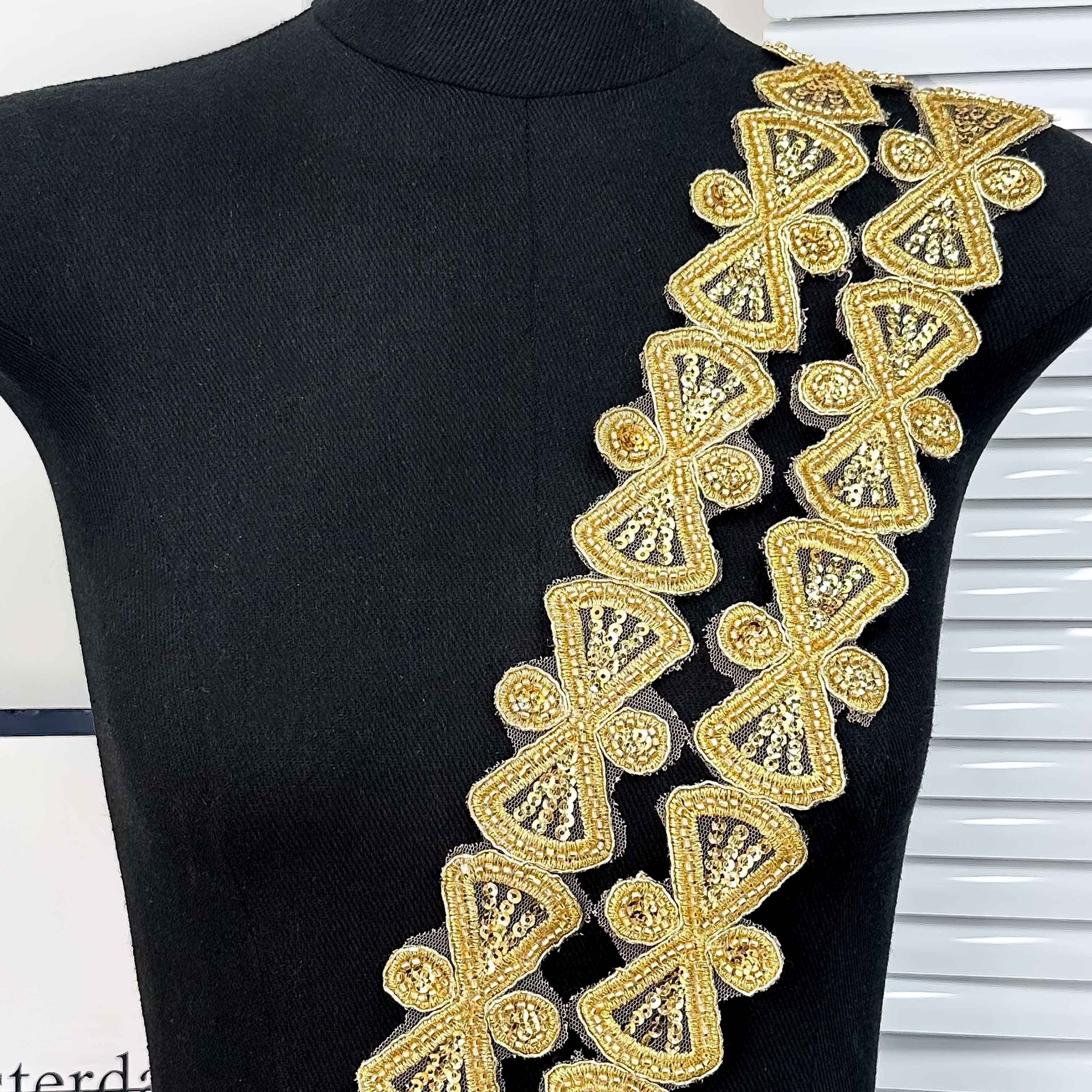 High Quality Handmade 3D Embroidered Sequin Lace Trim 3D Mesh Fabric Wedding Dresses DIY Clothing Accessories Applique Directly