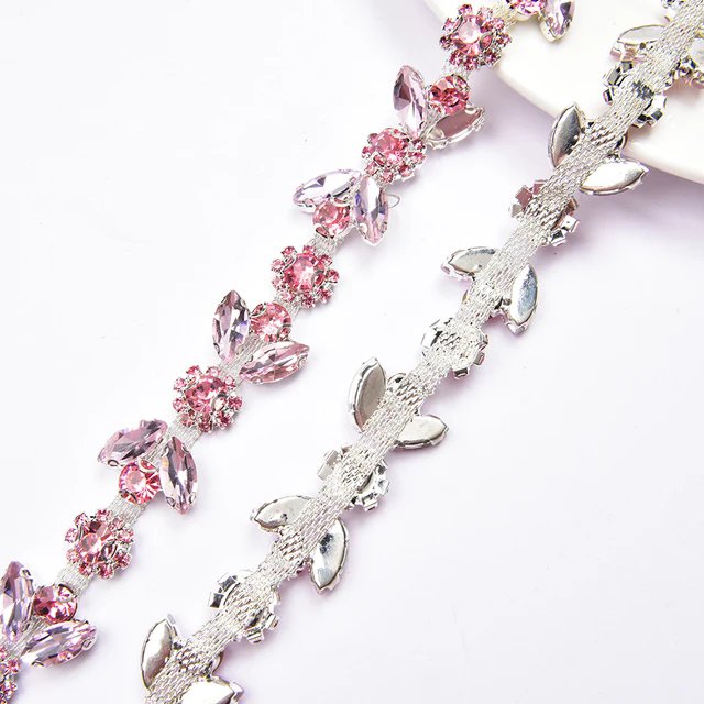 New Design Glass Rhinestone Trim Diamond Crystal Horse Eye Shining Plum Blossom Flower Chain for DIY Clothes Shoes Accessories