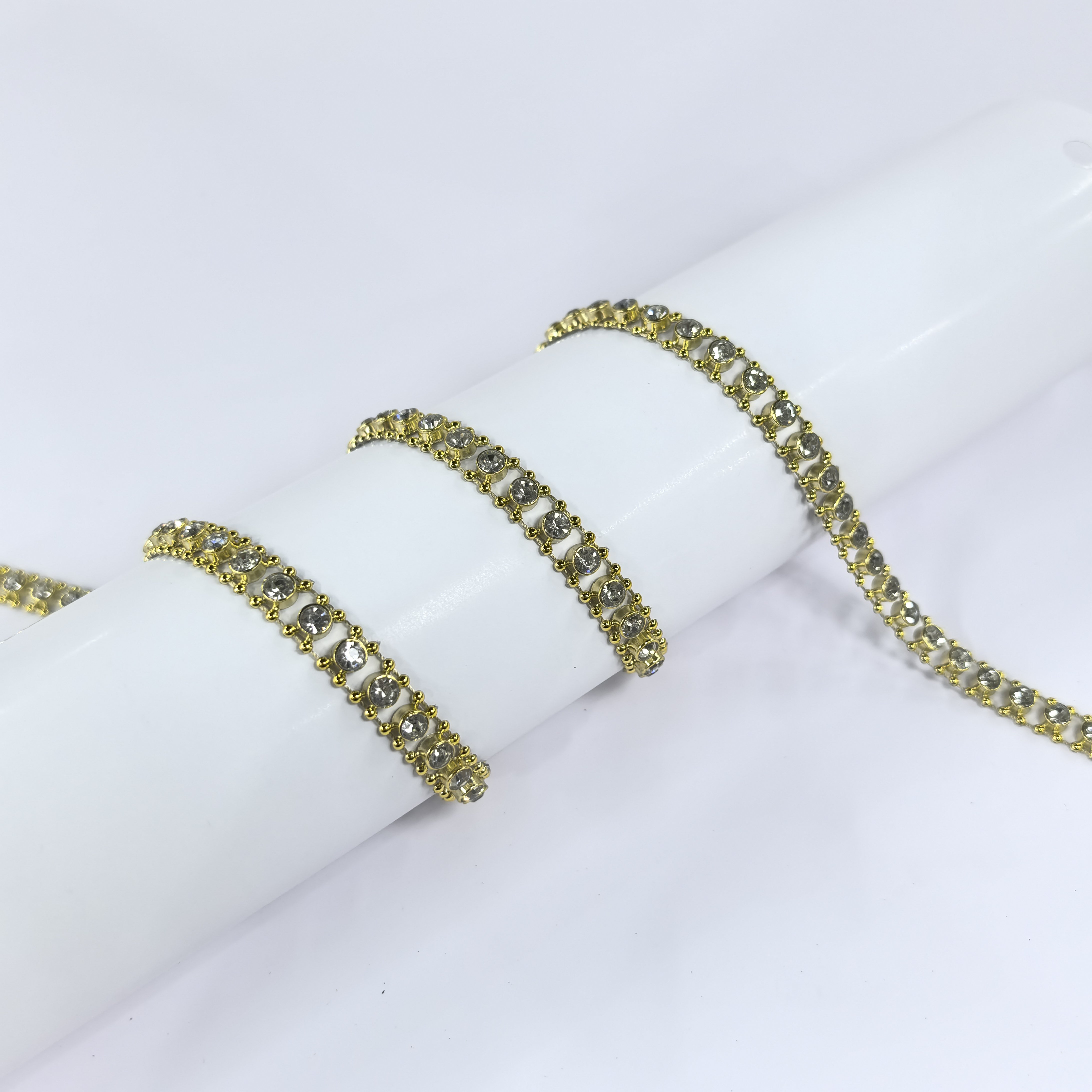 A Row Sewing Trim Strass Ribbon Rhinestone Chain Flower Shape Rhinestone Strand Brassiness Chain Link for Garment