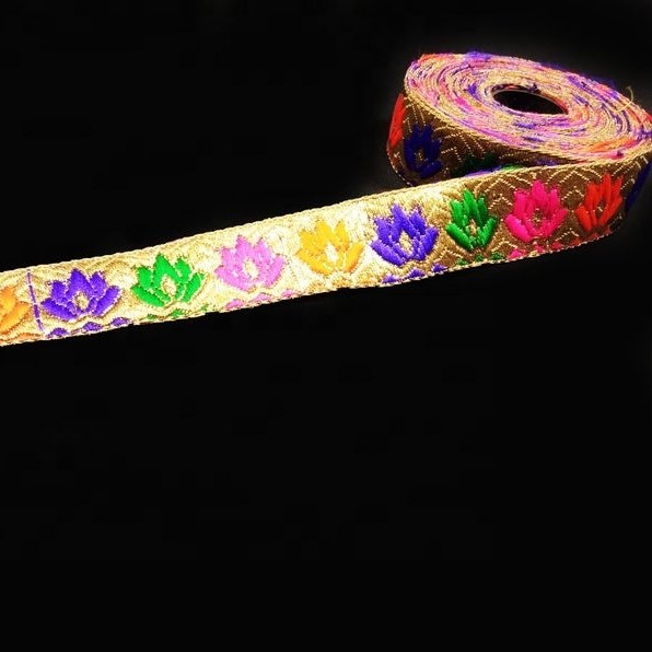 Hot Sale Indian Saari Jacquard Border Trim Single Face Flower Decorative Ribbon with Lace Ethnic Embroidery Ribb Decorative Trim