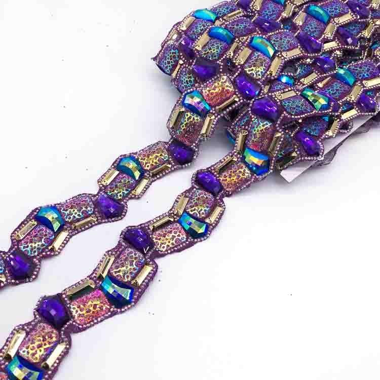 Clothing and accessories to customize Carnival costumes resin rhinestone trim for carnival Samba shoes crafting