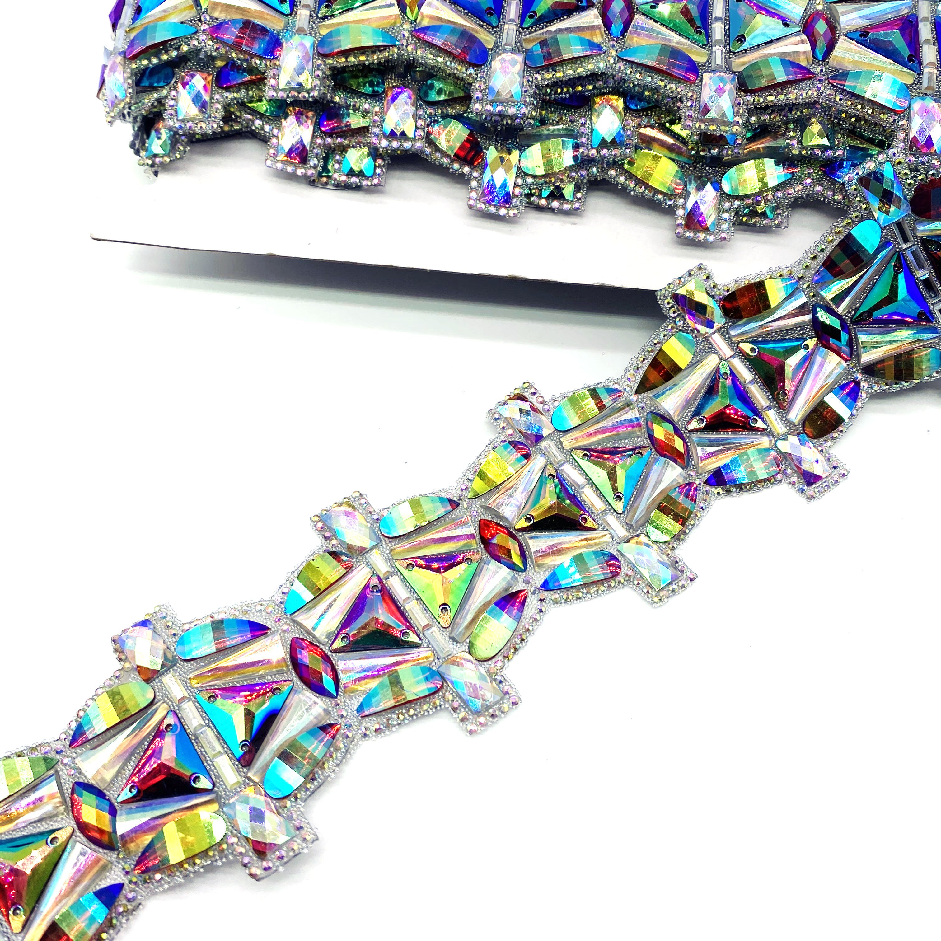 Custom Hot Sale AB Colors Resin Gems Iron-On Hot Fix Rhinestone Appliques for Carnival Bikini Decoration Hot Styles Trimmings