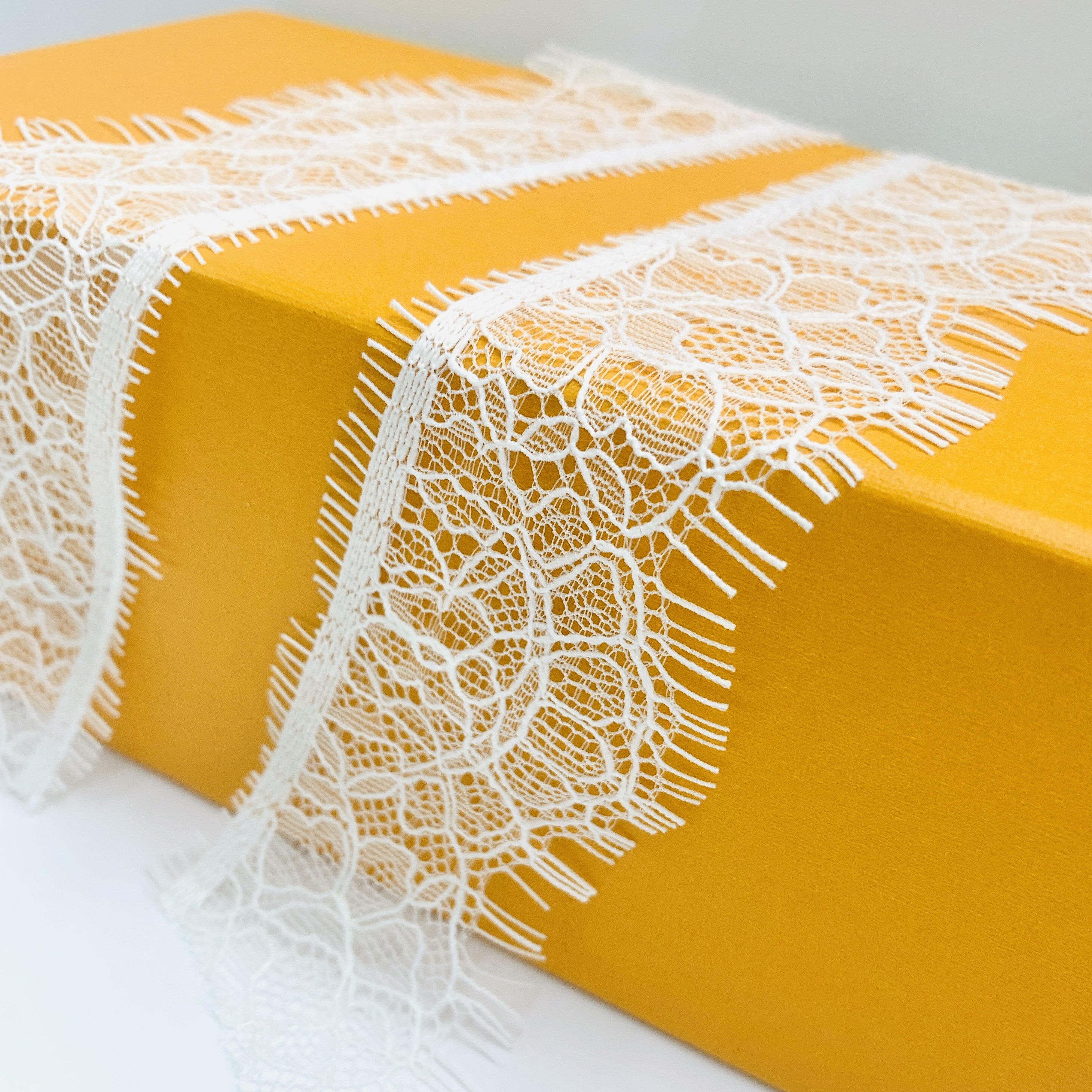 Wholesale 4cm wide Nylon Embroidery Picot tassel fringe Lace Trim Fabric for women Dress Skirt Sleeves Neckline