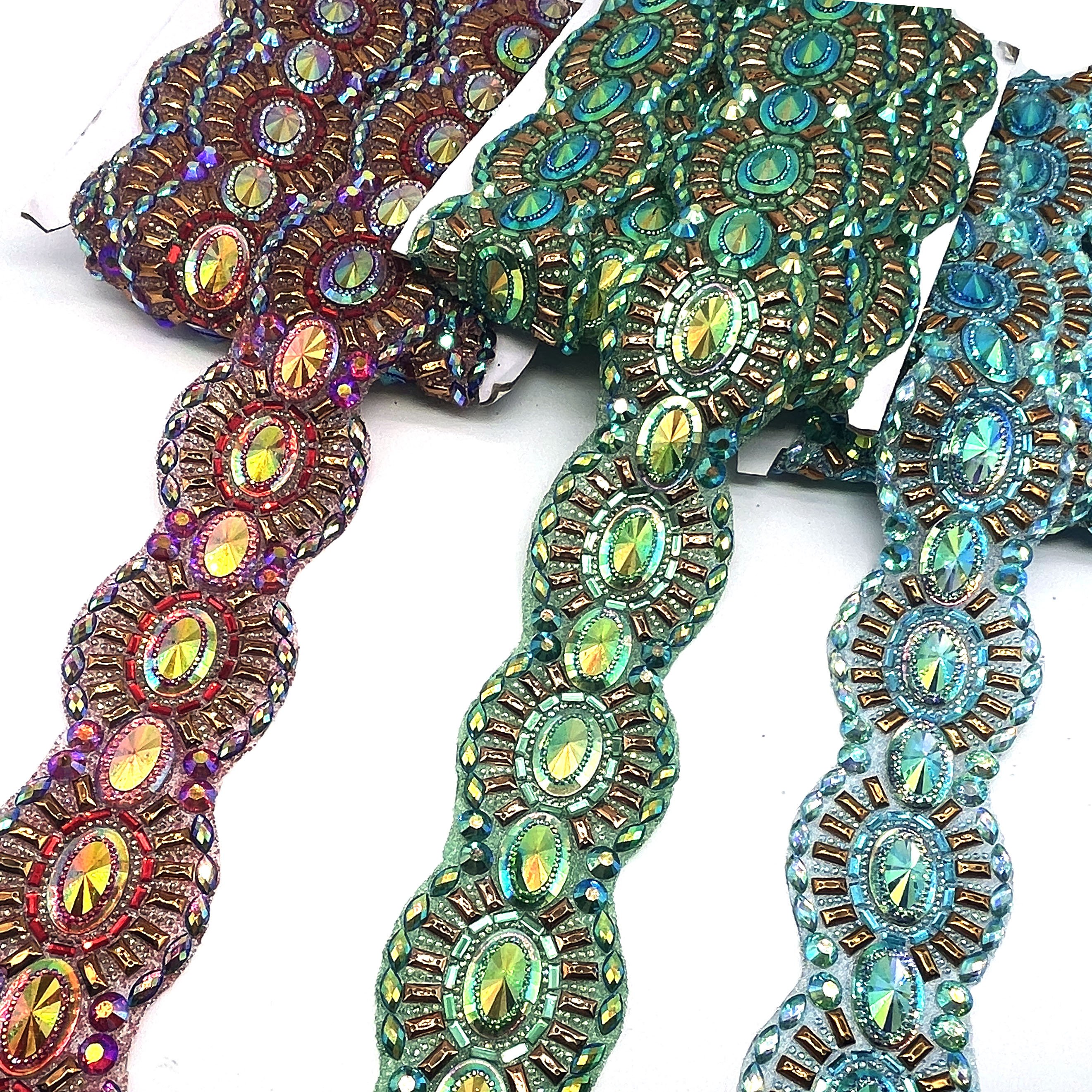 Carnival Craft Handmade Iron-On Iridescent Resin Stone Applique Trimming Assorted Designs Hot Fix Women Jewelry Trim
