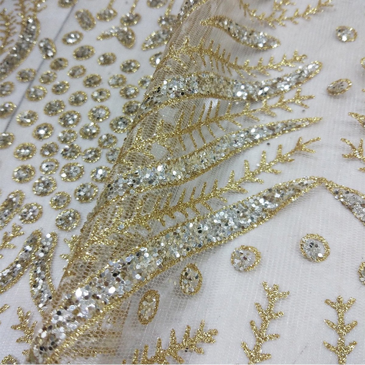 Wholesale Nigerian Champagne Gold Glitter Tulle Lace Fabric Sequin Online For Sparkle French Fashion Clothing Mesh Trim Material