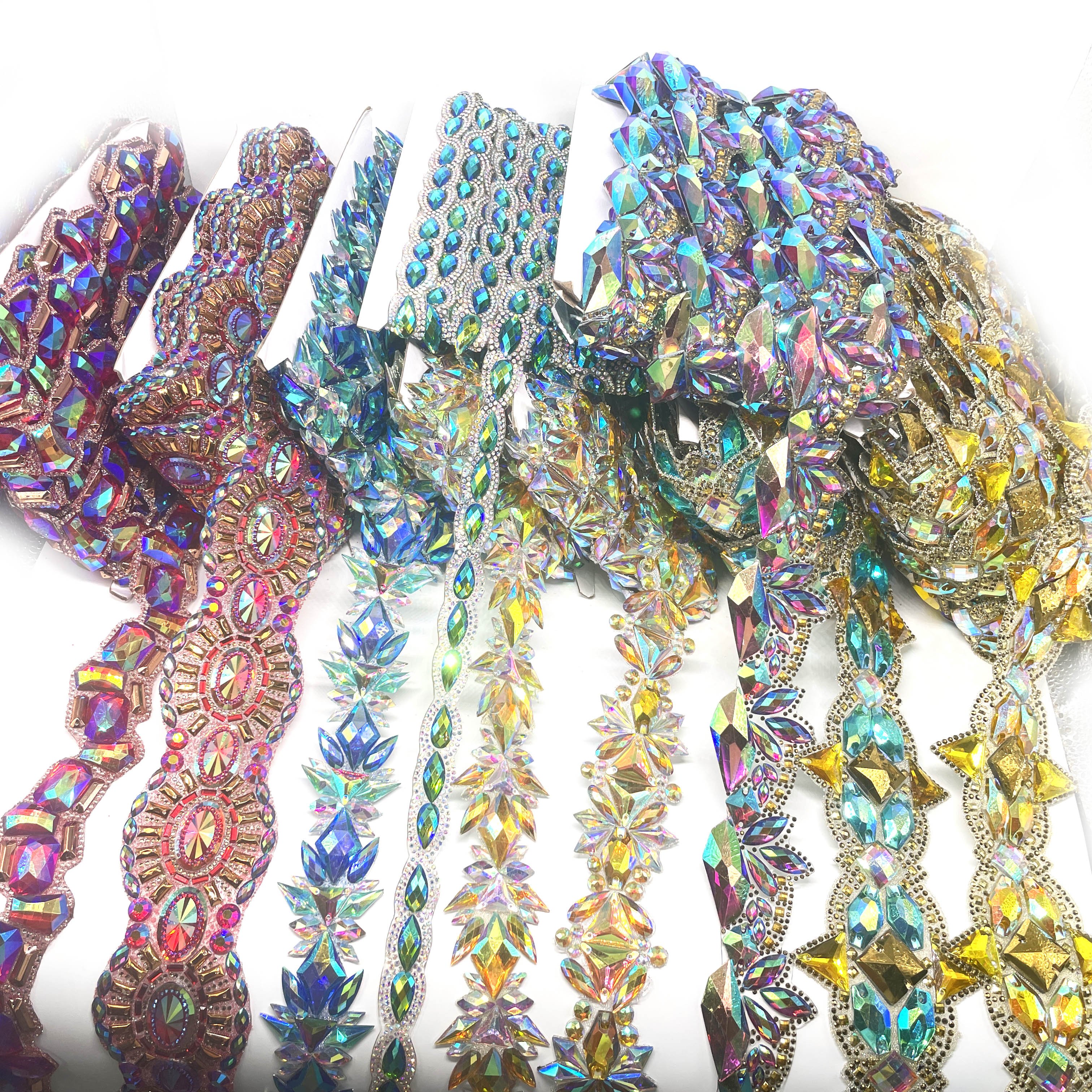 Stock AB Mix Colors Resin Gems Yellow Hot Fix Rhinestone Trimming Garments Clothes Carnival Dress Accessories Iron-On Trim