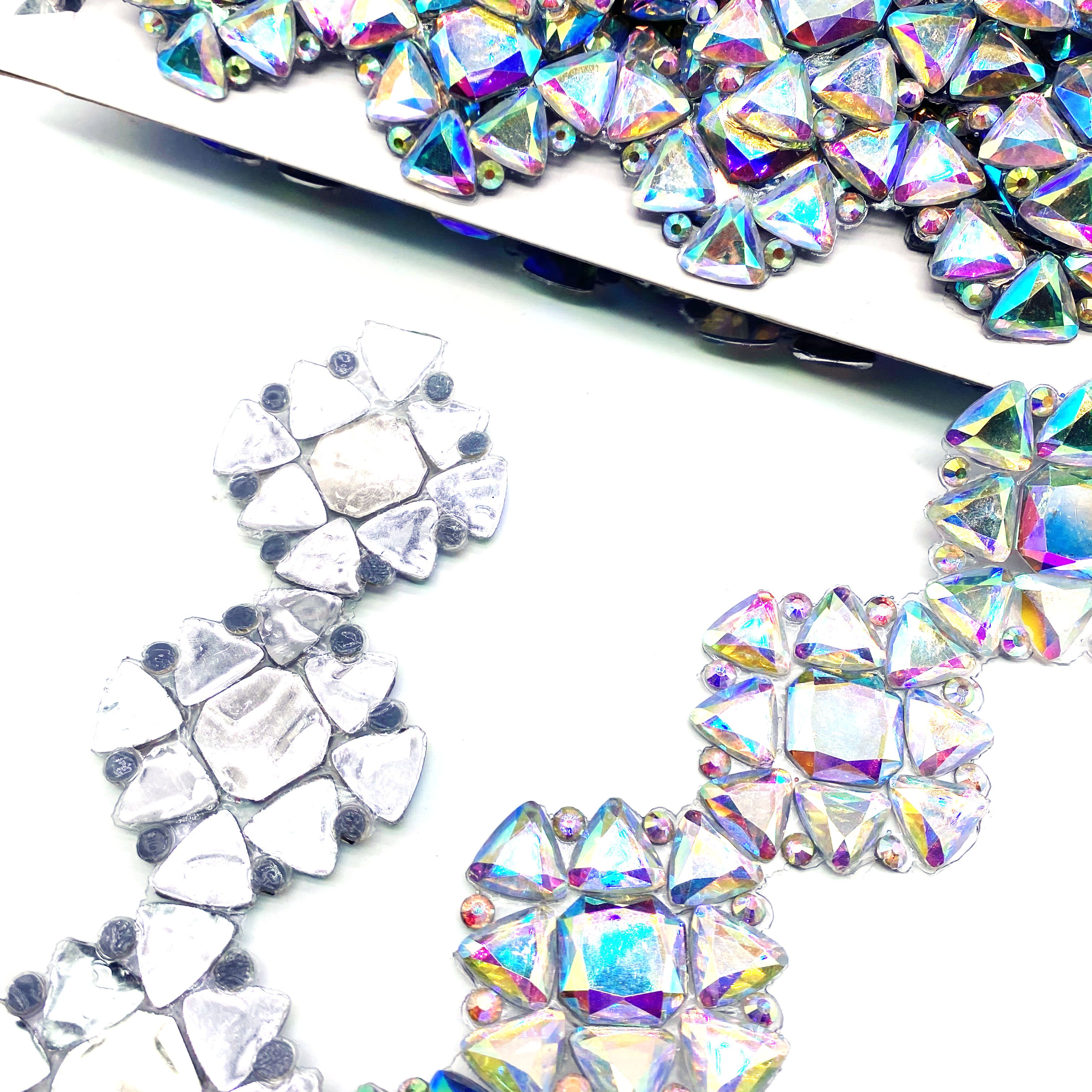 Customized Colors AB Resin Gems Trimming Iron-On Hot Fix AB Rhinestone for Shoes & Garments for Carnival Garment