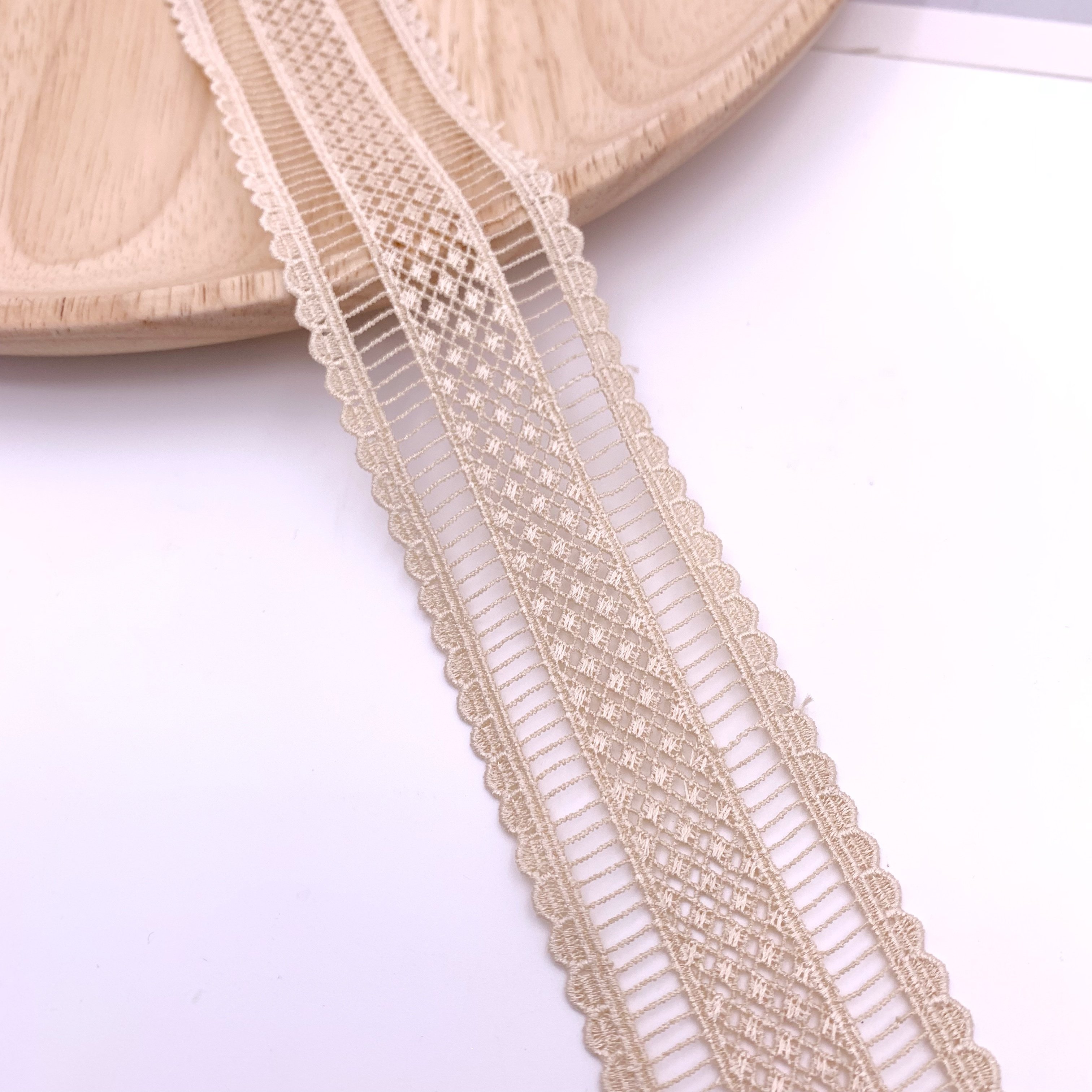 High Quality New Colors Decorate Lace Water Soluble Polyester Guipure Flower Lace Trim
