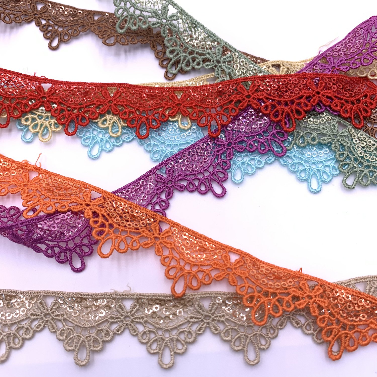 Wholesale Custom Border Water Soluble Embroidery Lace Shiny Sequence Gpo Lace Trim