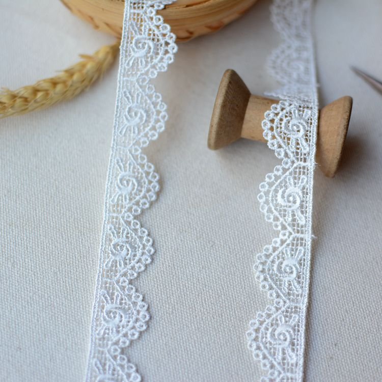 100% Polyester French Lace Embroidery Lace Guipure Trim Embroidery For Ladies Dress