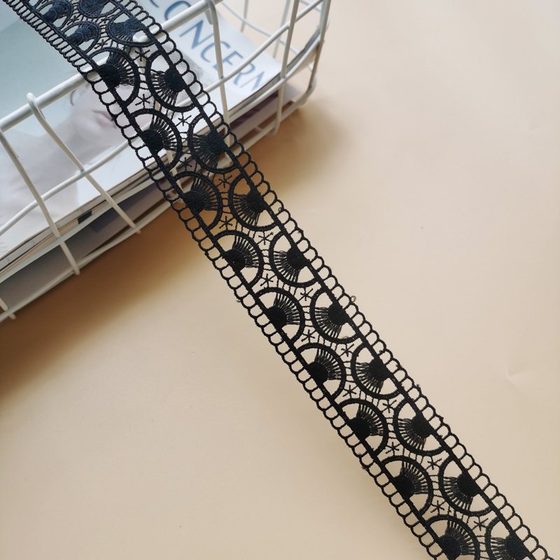 Factory Price Hot Sale High Quality 3.6 cm Wide Embroidery Lace Ribbons Garment Crochet White and Black Cotton Lace Trimming