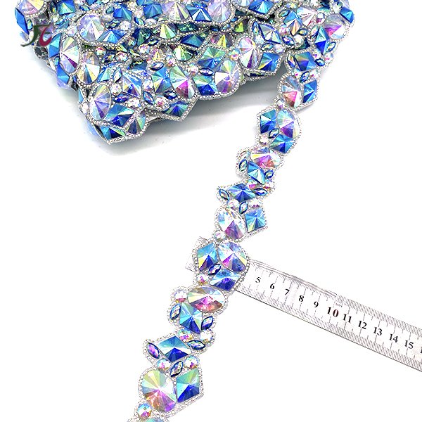 Customized Carnival Costume Trimmings Resin Rhinestone Jewelry Appliques Iron-On Trim Resin Rhinestone Patches for Shoes Bags
