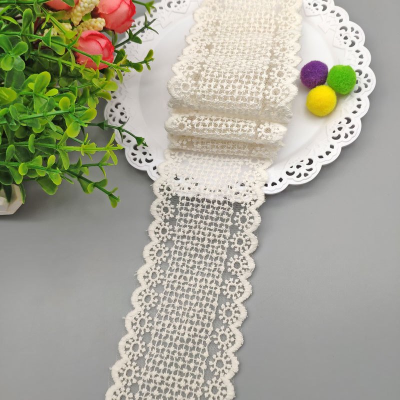 K1006 Embroidered Cotton hollow Lace Trim Flower Embroidery Lace Fabric For Women Dress