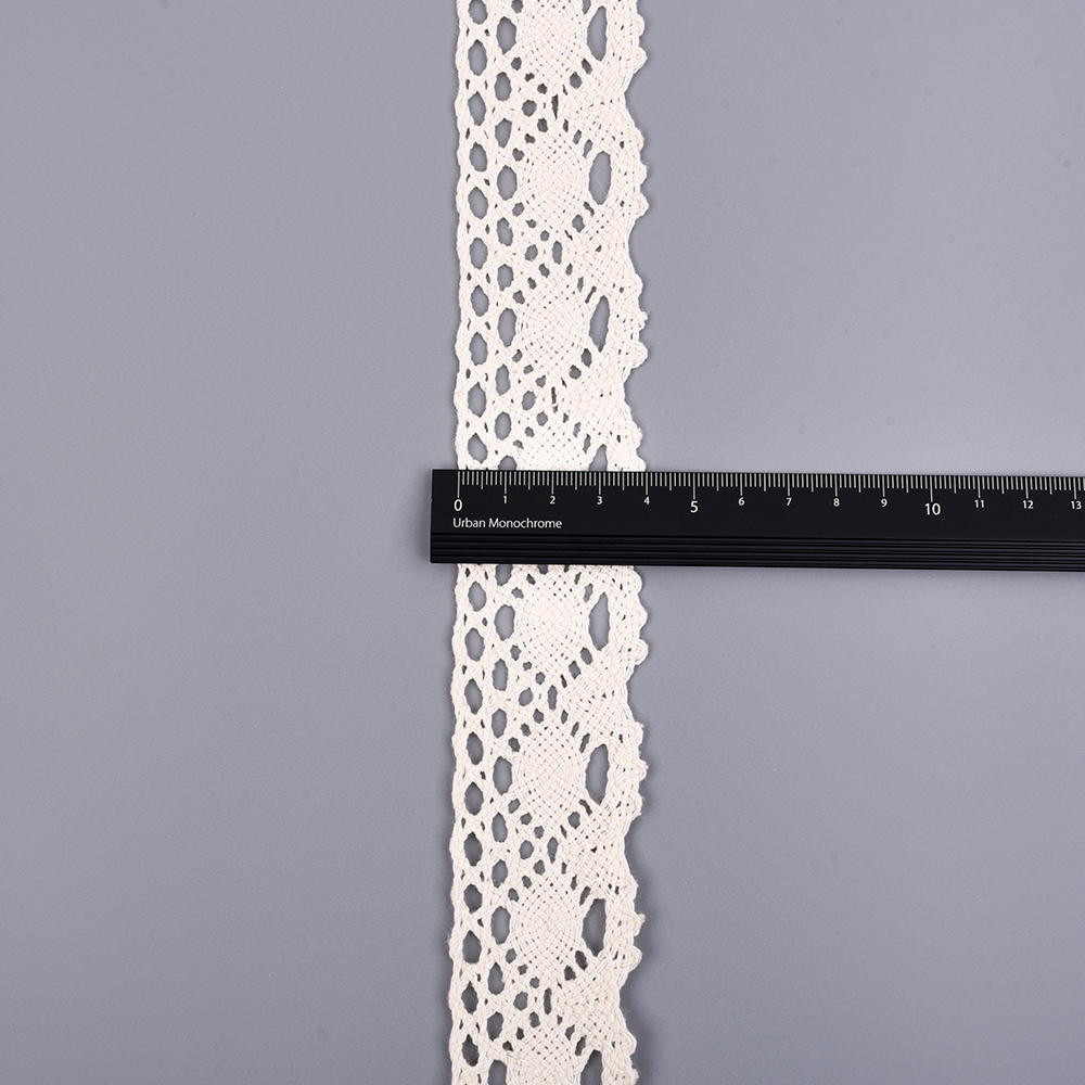wholesale OEM border lace skin-friendly cotton polyester crochet lace trim for clothing