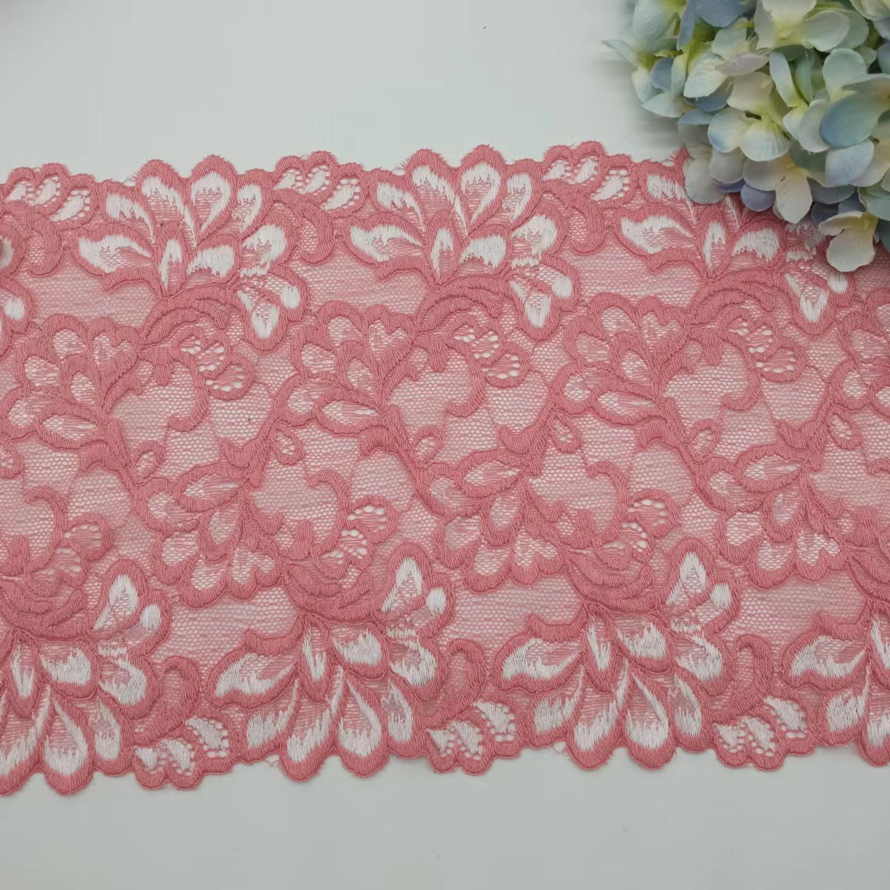 Wholesale Bi-Color Chantilly Stretch Lace Trim Floral Lace Detail Women's Dresses-Spandex Knitted Fabric Decorative Accessories