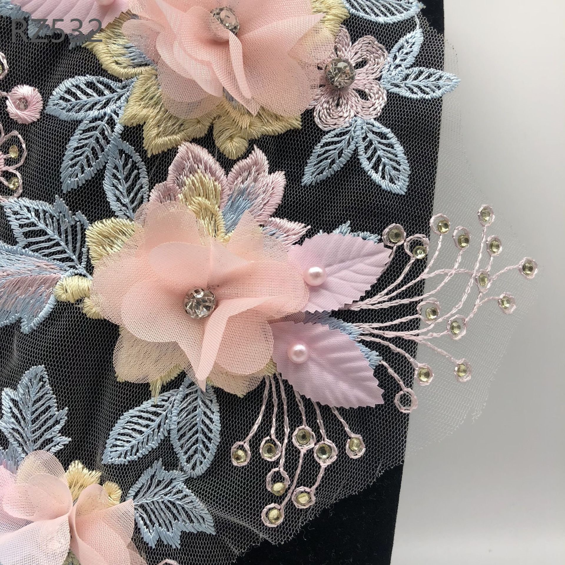 Hot Sale Free Samples Polyester Fabric Embroidery New Designs Colour 3D FlowerLace Applique And Trimming