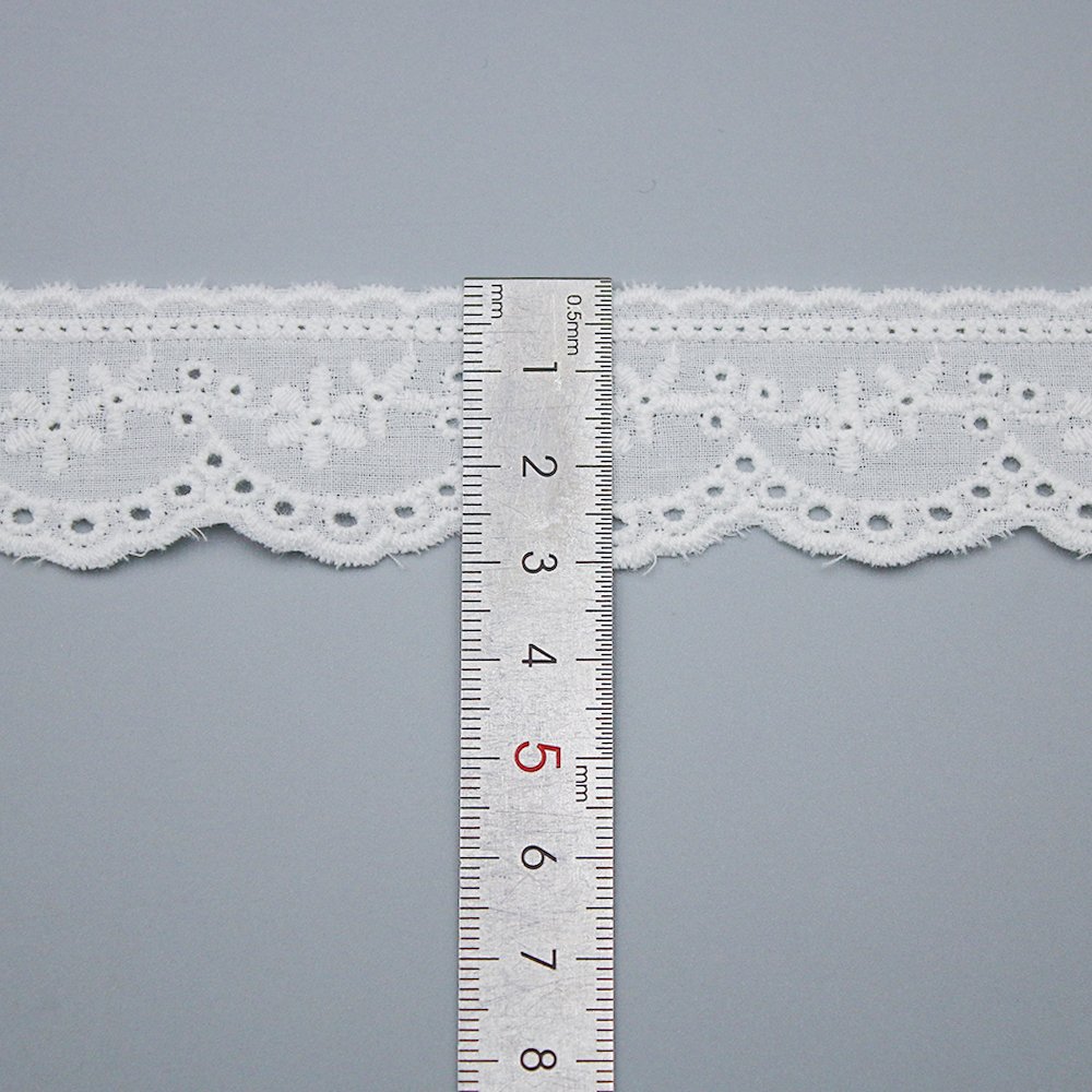 high quality 100% cotton eyelet border flower embroidery cotton lace trim for clothing