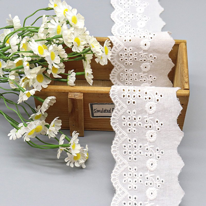 Factory Direct selling eyelet lace trim embroidery 6.5cm wide ribbon floral lace trim for dress