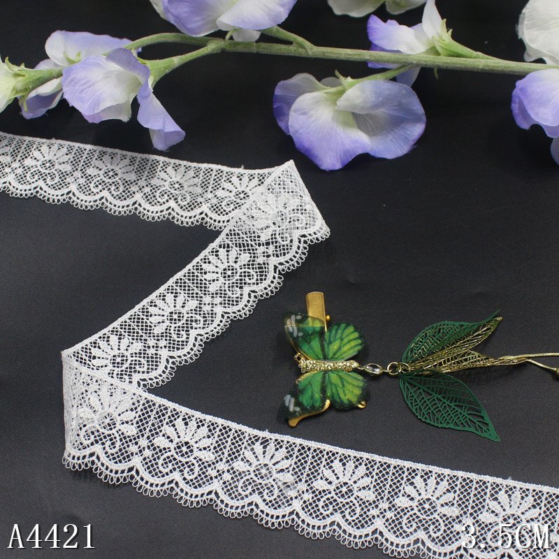 2024 High Quality Chinese Factory Direct Prices Milk Silk 3.5CM White floral Guipure Trimming border Lace fabric trim for dress