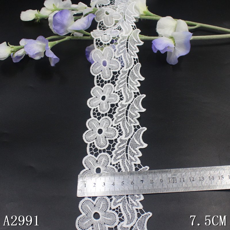 2024 High Quality Chinese Factory Direct Prices Milk Silk 3.5CM White floral Guipure Trimming border Lace fabric trim for dress