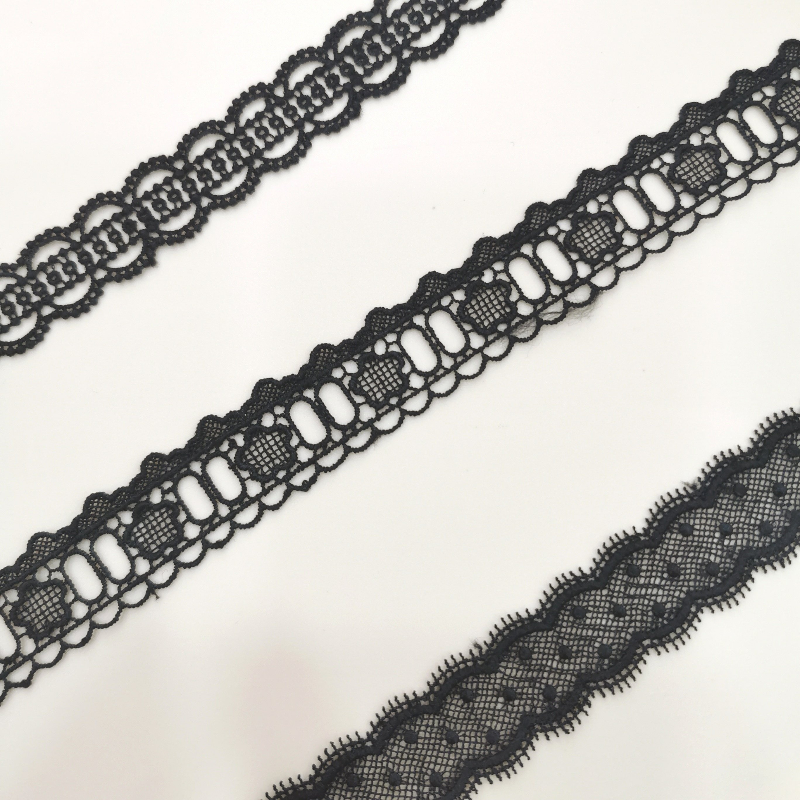 Stock Selling Hot Selling Wholesale Soft Embroidery Trimming Lace DIY Craft Sewing Dress Clothing Accessories