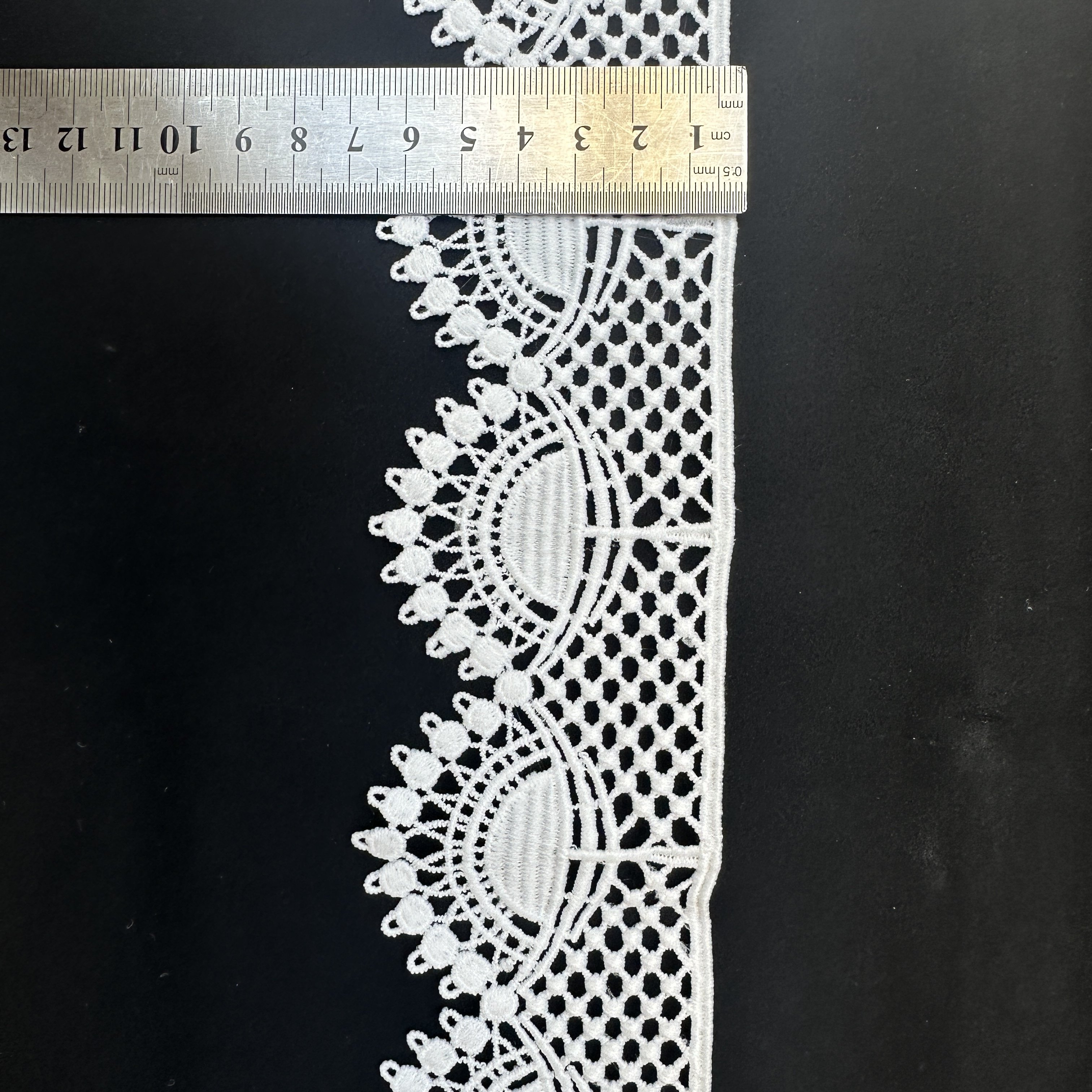 High quality wholesale spot kg milk silk Guipure white lace trim