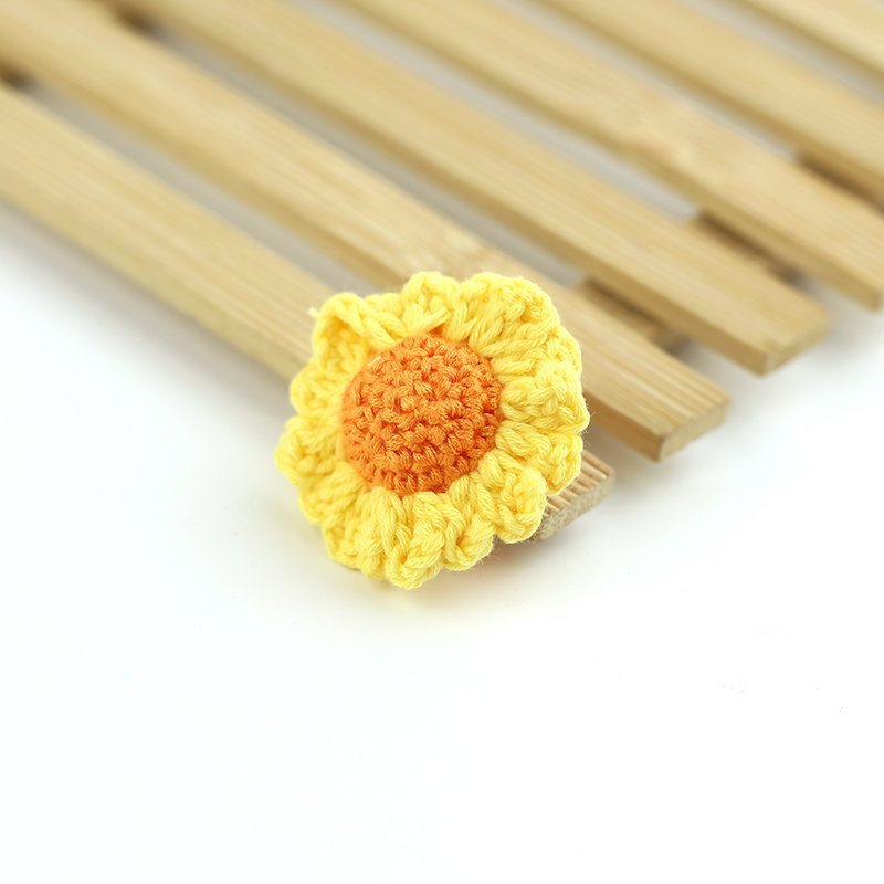 yellow crochet sunflower 3D crochet flower handmade sew on flower DIY bag charm keycharm accessories
